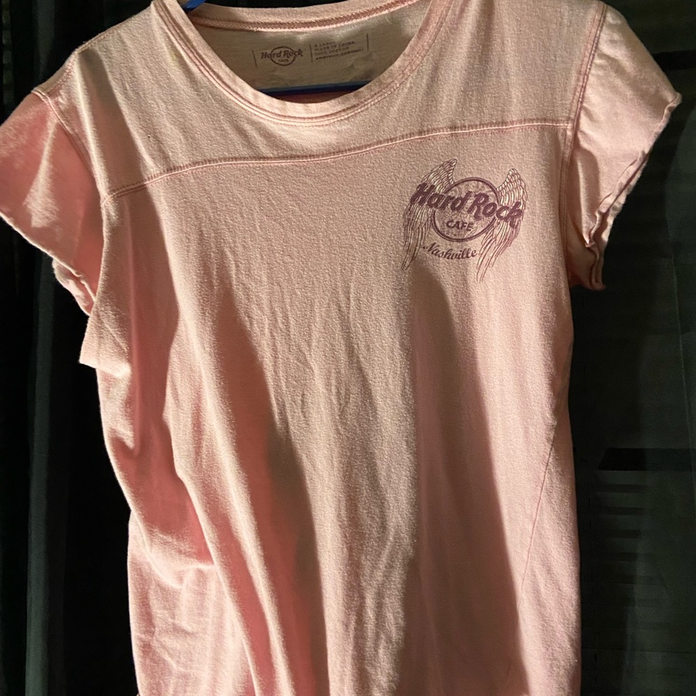Women’s tee shirt small
